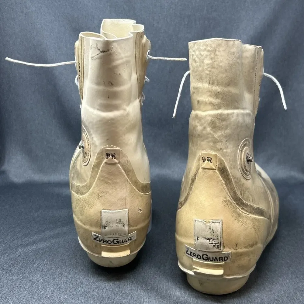 1980s Vintage US Military Mickey Mouse Bunny Boots Men's 9R Extreme Weather READ